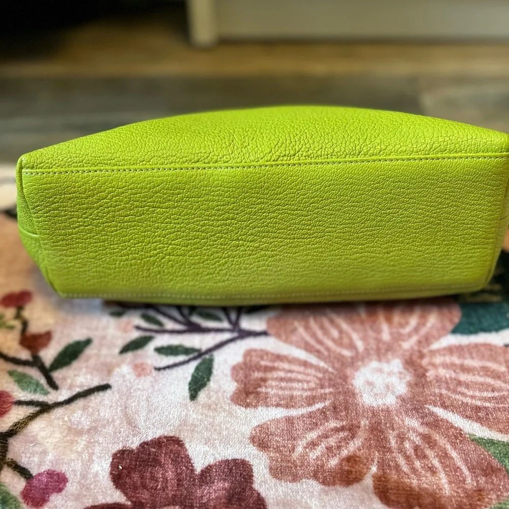 Tumi Bright Green Leather Pouch - Picture 3 of 4